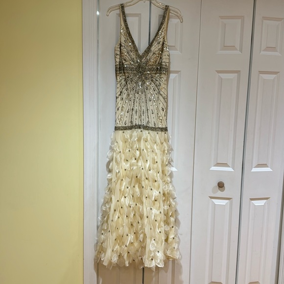 Sue Wong Dresses & Skirts - Absolutely stunning Sue Wong evening gown